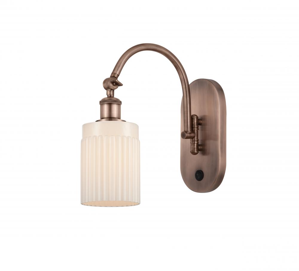 Hadley Sconce