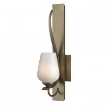 Hubbardton Forge - Canada 203035-SKT-84-GG0303 - Flora Sconce